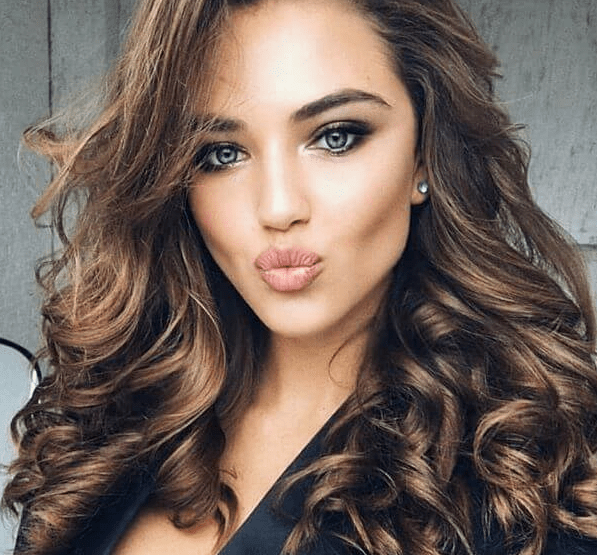 Kumral Saç Rengi ve Tüm Tonları Hakkında Aradığınız Her Şey! Kızlara Moda
